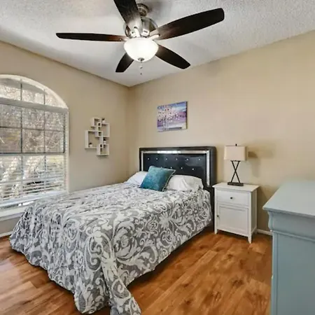 Pet Friendly Modern 3Br 25Ba Nearby Park &Trail - Smoke Villa